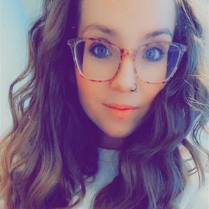 Meet your Posher, Cori